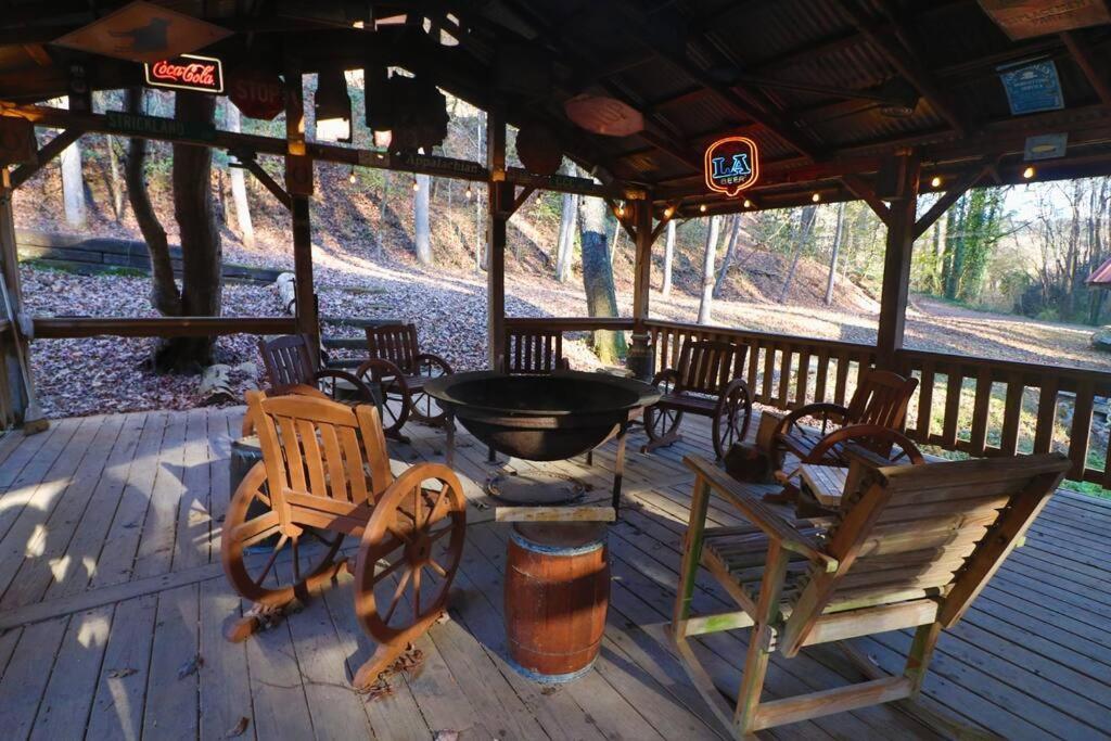 Oktoberfest Themed Cabin In Woods Stream #14 Хелен Экстерьер фото